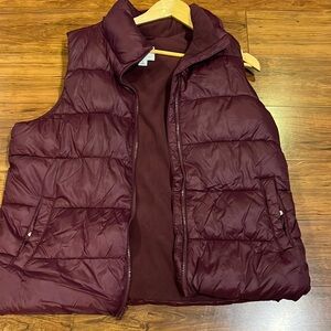 Old navy purple vest. Large